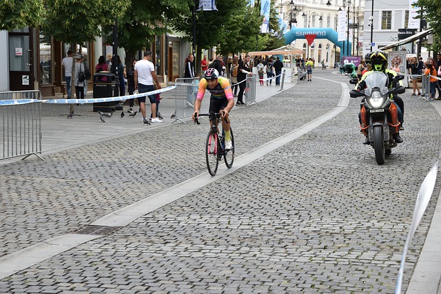 越来越多的 越来越多的
