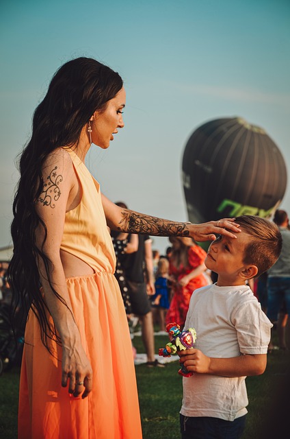 裂了太阳的 裂了太阳的